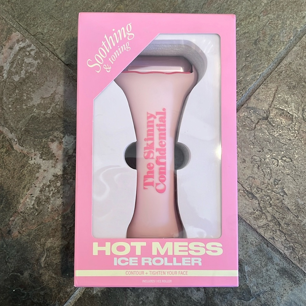 Skinny Confidential Hot Mess Ice Roller never used, still in box!